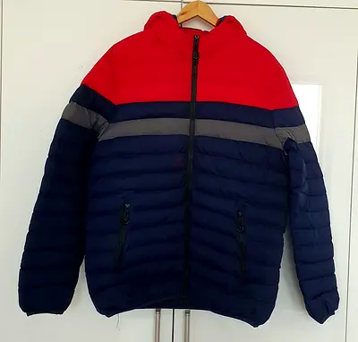 Men's padded hooded winter jacket - navy, red & grey, size L. In great condition.
