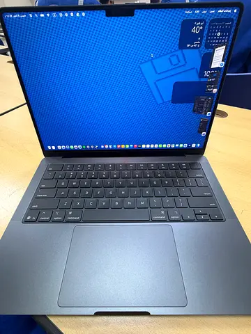 MacBook Pro M5 – 14 inch