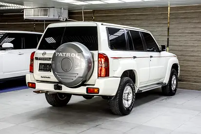 2023 Nissan PATROL SAFARI 照片 6