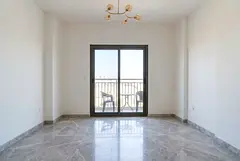 Hot Offer| Move-in Ready | Skyline View