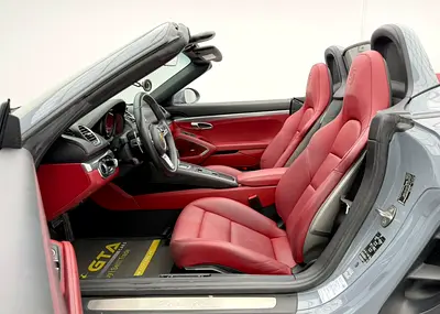 صورة مصغرة 12 لـ 2024 Porsche 718