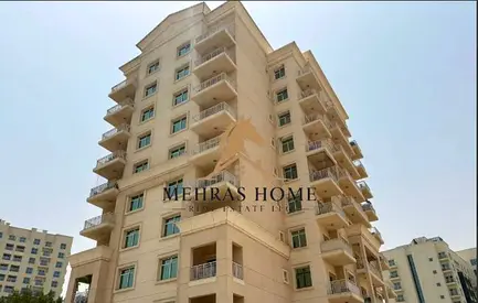 Prime Liwan Location || Family Community || Large Layout || Ready to Move || Bright & Well‑Maintained