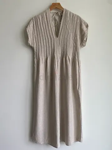 Stradivarius - Beige Linen Midi Dress - size M
