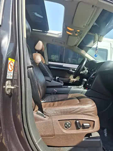 صورة 3 لـ 2009 AUDI Q7