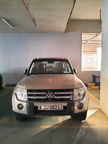 Mitsubishi Pajero 2008 GLS Top Line GCC Specs Single Owner