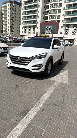 Hyundai Tucson 2018 GLS GCC Specs panoramic sunroof