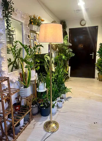 Brass Floor Lamp with Beige Fabric Shade - Classic Design