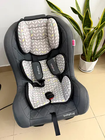 Babyhug Infant Car Seat 0-13kg/ Child Safety Seat - Grey, Good Condition