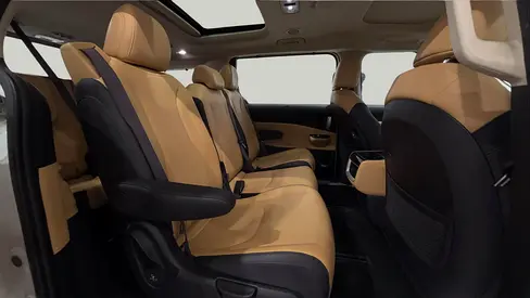 صورة 10 لـ 2023 KIA GRAND CARNIVAL