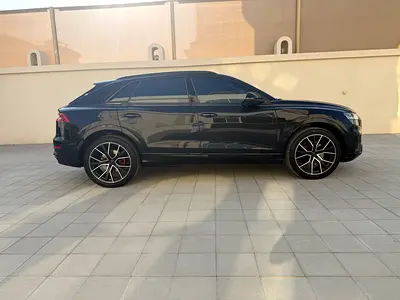 2019 AUDI Q8 — фото 3