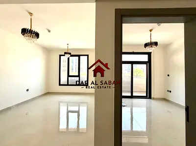 6 cheque payment/deposit cash/very huge apartment/with balcony l/ready to move!