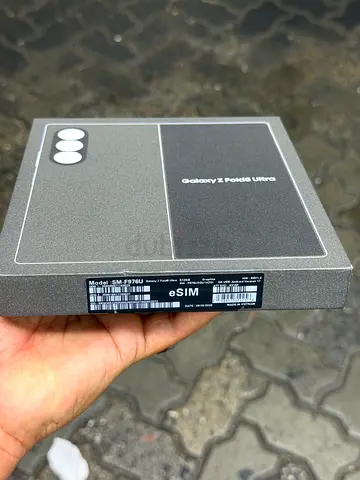 SAMSUNG GALAXY Z FOLD 8 ULTRA 512GB STORAGE BLACK COLOR