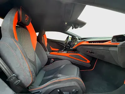 صورة مصغرة 16 لـ 2024 Lamborghini REVUELTO