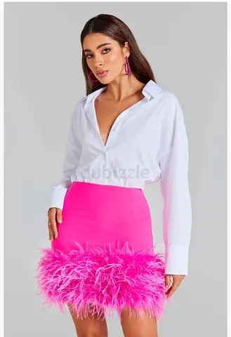 Nadine Merabi feather-trim mini skirt - size xs (uk 6- eu 34), with tag and box, never used, new.