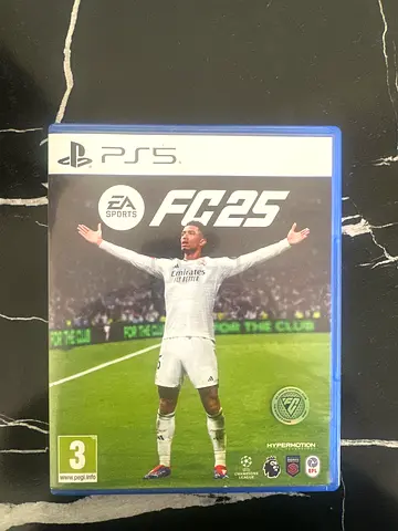 FIFA 25 (PS5) - Like New