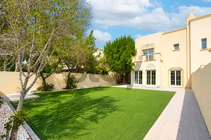 Vacant | View Now | Huge Plot | Well Maintained
