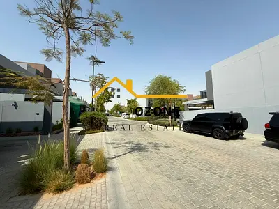 Cheapest Offer Lavish Townhouse for Rent in just 100k