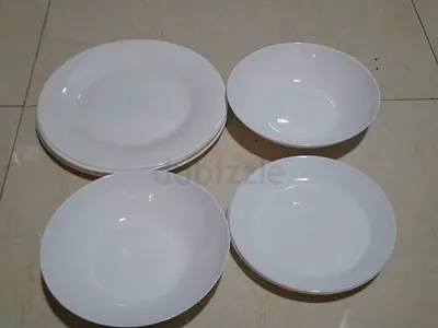 Aria opal glass plates and bowl (9 pieces)