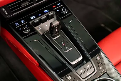 2025 Porsche 911 — миниатюра 12