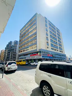 COUPLE PARTITION AT AL ROLLA STREET BURDUBAI