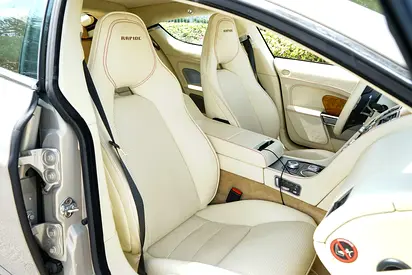صورة مصغرة 16 لـ 2011 Aston Martin RAPIDE