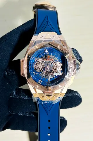 Hublot Big Bang Unico Sang Bleu II in King Gold and Blue