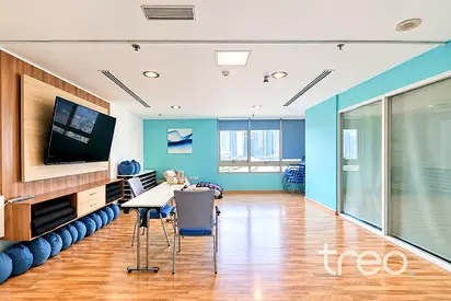 Flexible Move-in | Unfurnished | Next to Metro