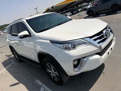 2017 Toyota FORTUNER — фото 7