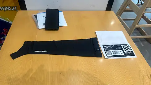 Wallhack sleeve