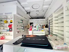 HOT OFFER LUXURY SHOP WITH WASHROOM READY TO MOVE VERY PRIME LOCATION JUST 65k