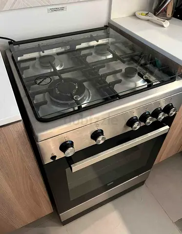 Beko 4Burner Freestanding Gas Cooker with Oven - Good Condition