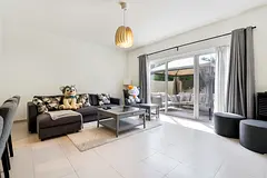 Bright & Airy 2BR | Family-Friendly w/ Pool & Gym | Furnished | Flexible term