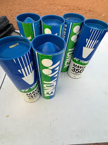 Yonex Mavis 350 Shuttlecock Tubes )