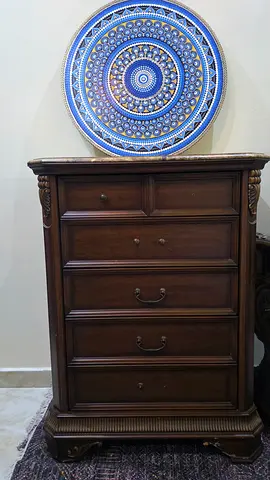 Vintage Wooden Chest of Drawers with Marble Top – Classic Antique Style
