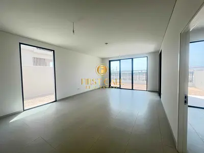 Single row 4bed+Maid Corner | Brand new townhouse