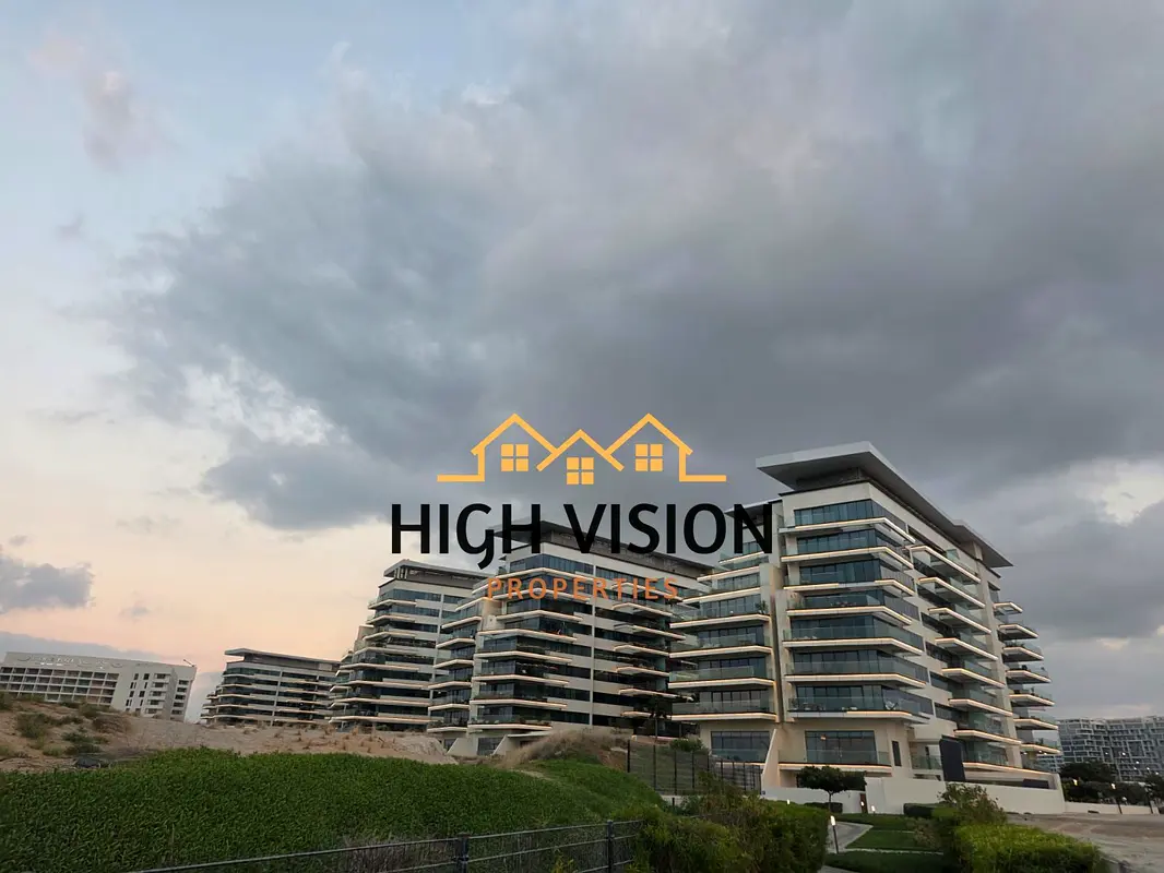 Waterfront 2BR | Stunning Views | Beach Access