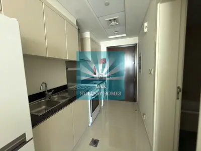 Golf View | Appliances | Semi-furnished | Balcony