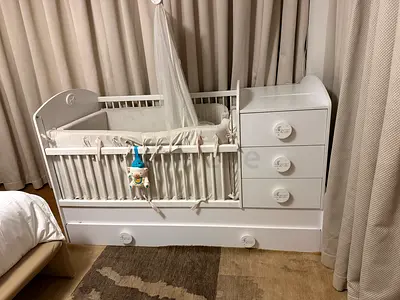 Baby crib