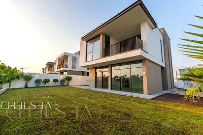 VASTU| SUNSET VIEW|NEXT TO POOL & PARK |LANDSCAPED