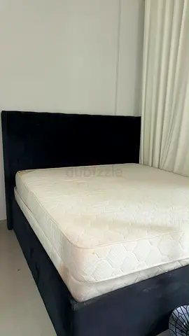Super king size bed with metress