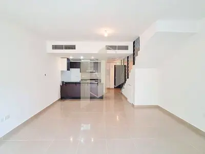 Spacious 4BR+Maids | Private Garden | Vacant
