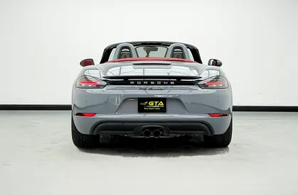 2024 Porsche 718 photo 5