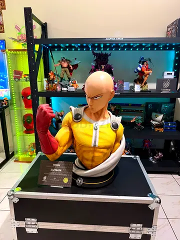 saitama statue