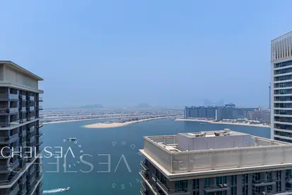 PALM VIEW| TWO BALCONIES| HIGH FLOOR