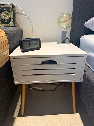 Modern White Bedside Table with Storage – Excellent Condition
