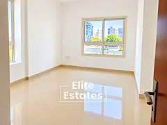 Vacant | Closed Kitchen | Pool & Parking | Gym