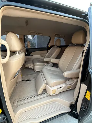 صورة 7 لـ 2013 Toyota PREVIA