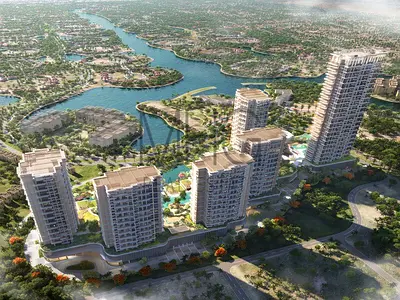 Luxurious 1BR | Scenic Lake Views | Prime Location