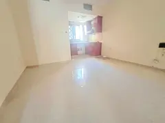 Luxury Big size saprt kitchen studio 17k available in muwaileh sharjah