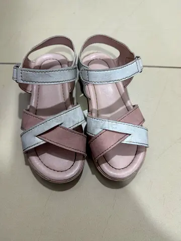 Free girls sandals